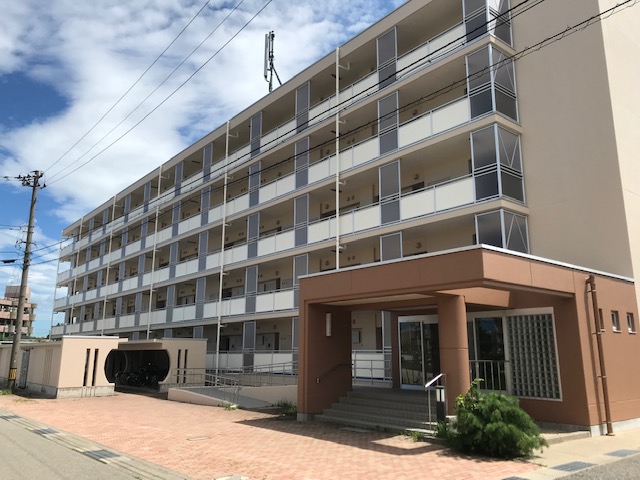 空き家を放置する前に！専門家が行う安心の不動産査定サービス